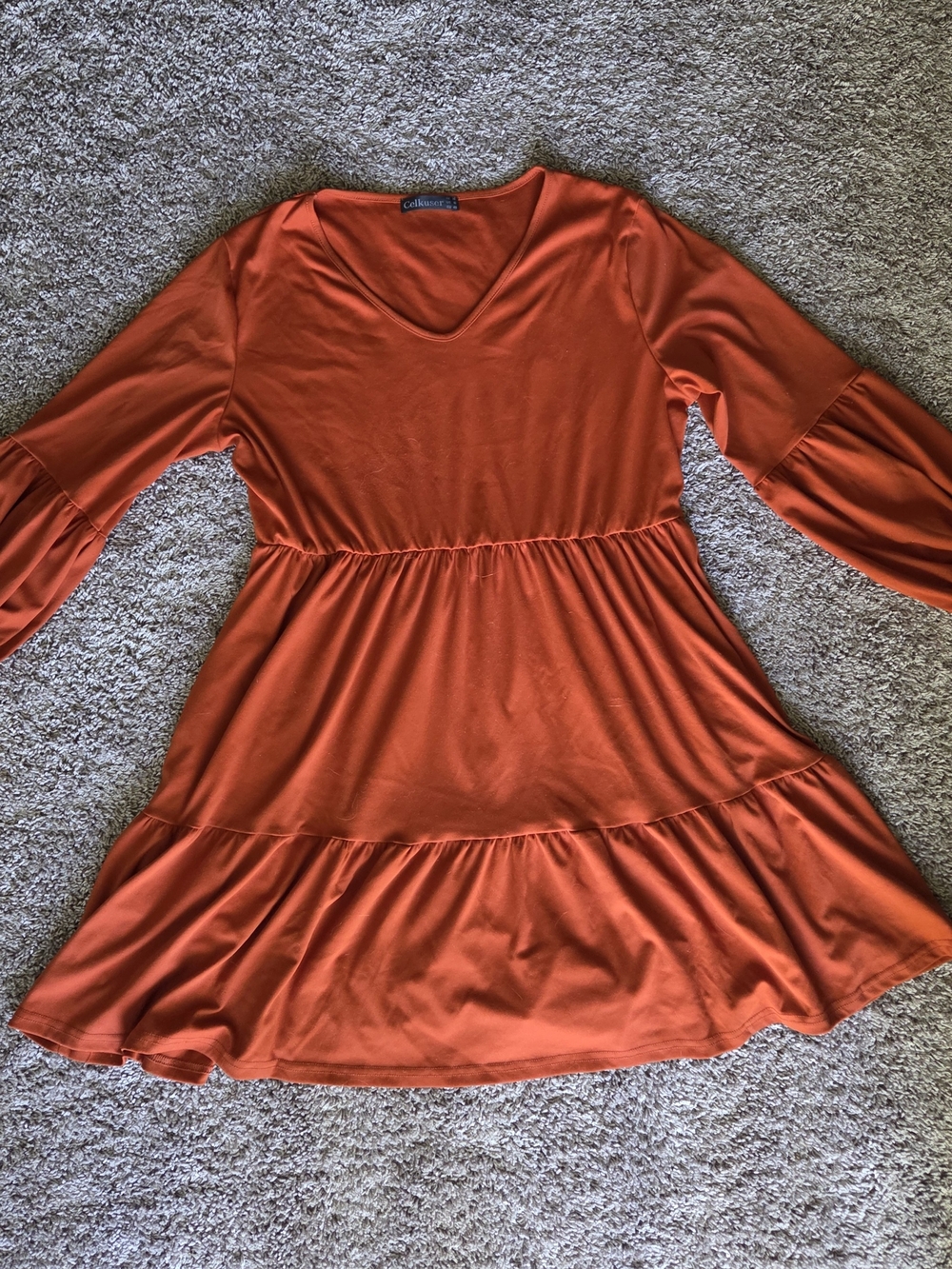 Coldwater Creek Orange Tiered Long Sleeve V‑Neck Dress